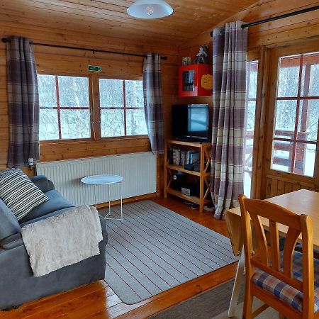 Bakkakot 1 - Cozy Cabins In The Woods 아퀴레이리 외부 사진