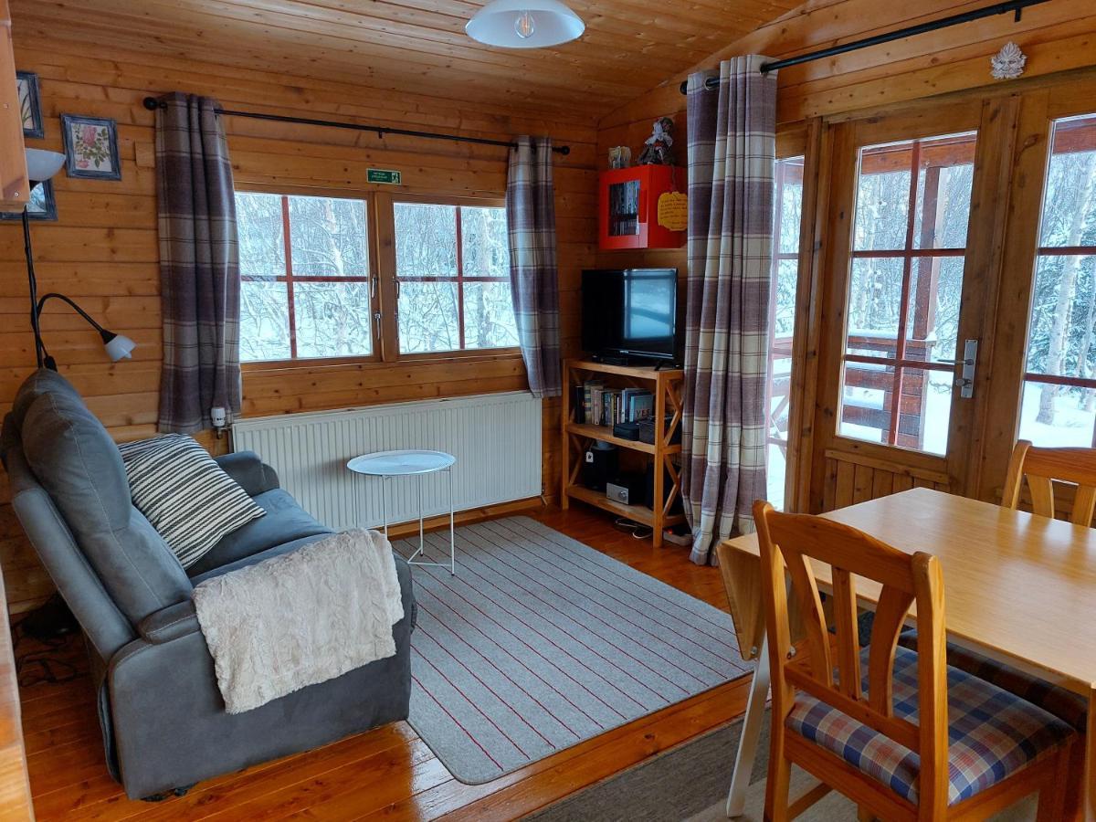 Bakkakot 1 - Cozy Cabins In The Woods 아퀴레이리 외부 사진