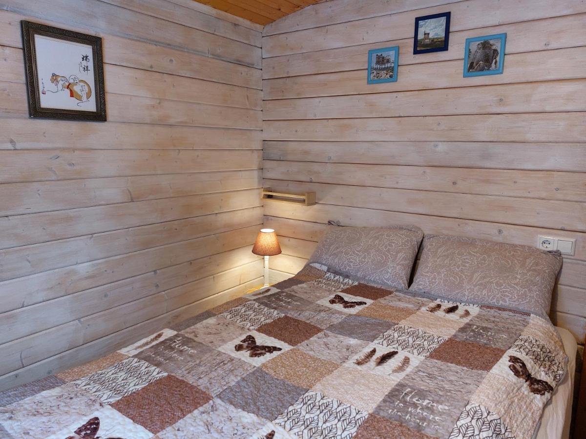 Bakkakot 1 - Cozy Cabins In The Woods 아퀴레이리 외부 사진